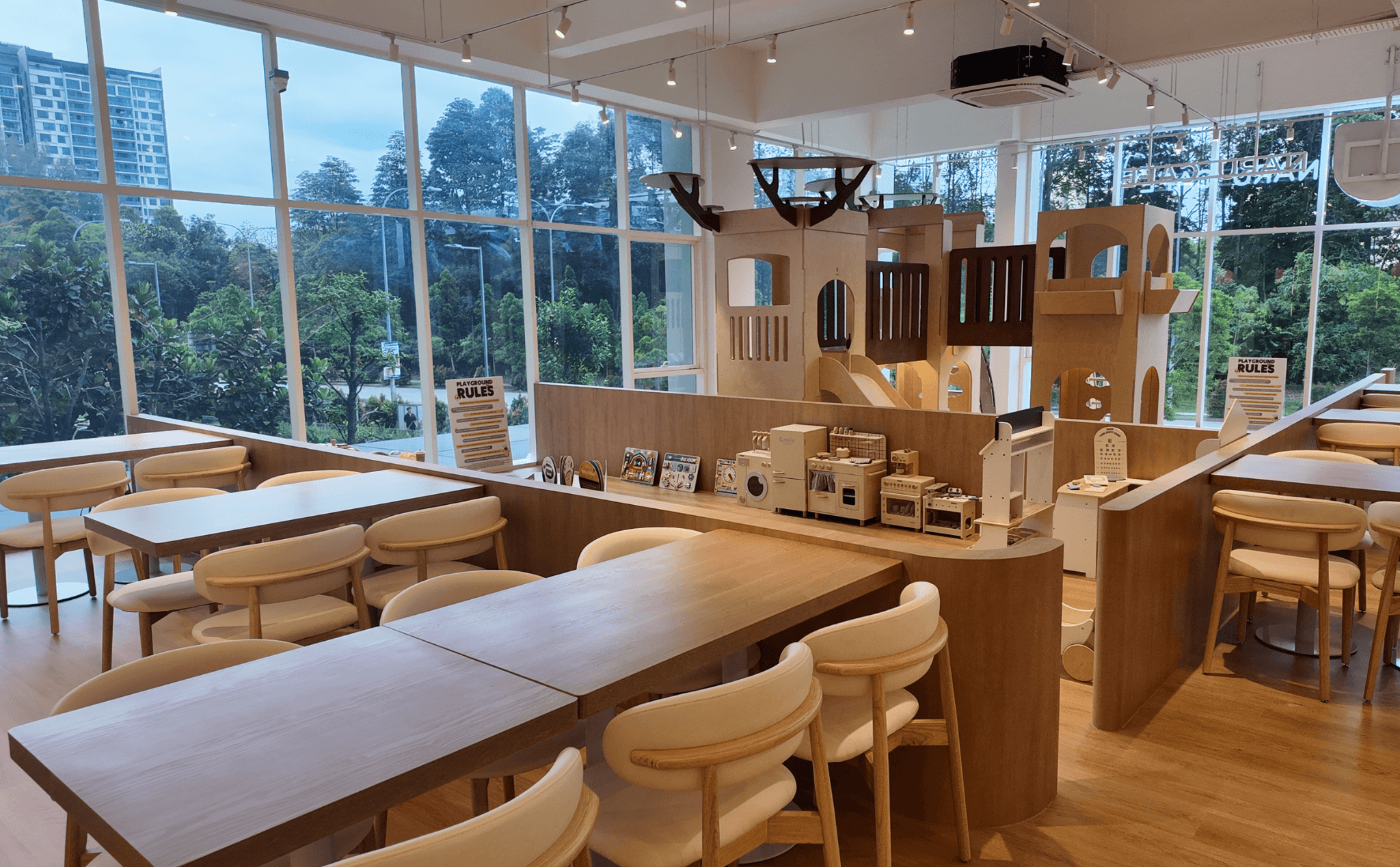 Naru Play Cafe — view 3